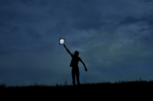 تحقیق اصول عکاسی درشب 15 صفحه ورد